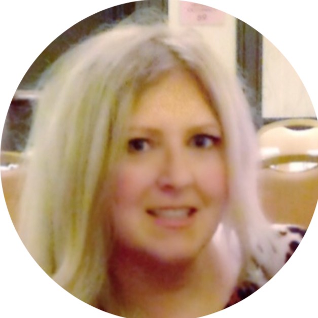 مدير أول للموارد البشرية في قطاع التصنيع الصناعي